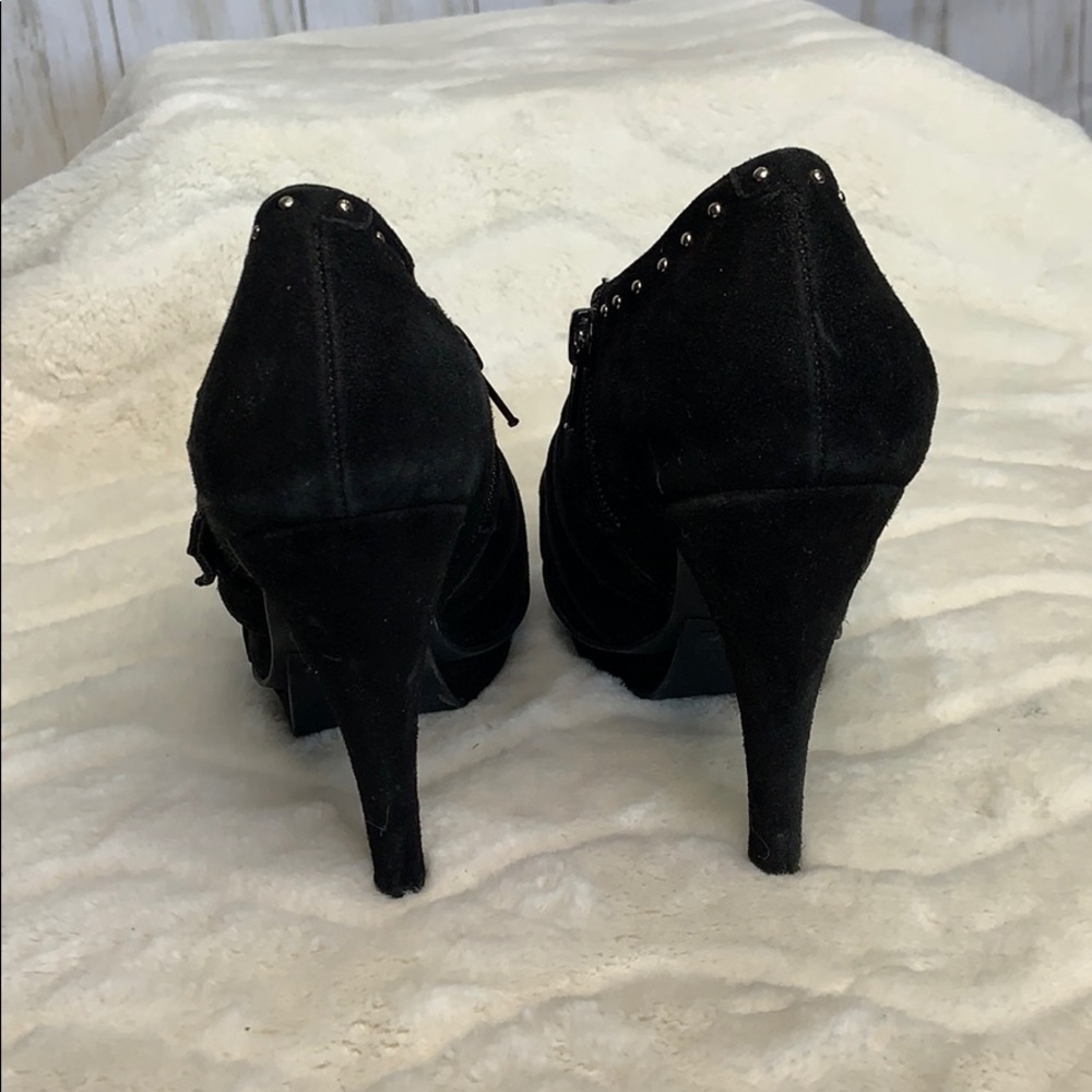 BCBG Black Buckled Heeled Shoes - Picture 6 of 8